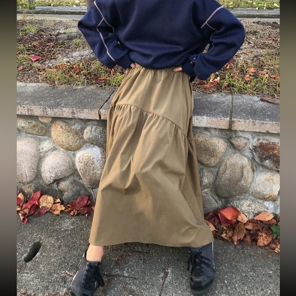 Basic Long SKIRT - Picture 5 of 6